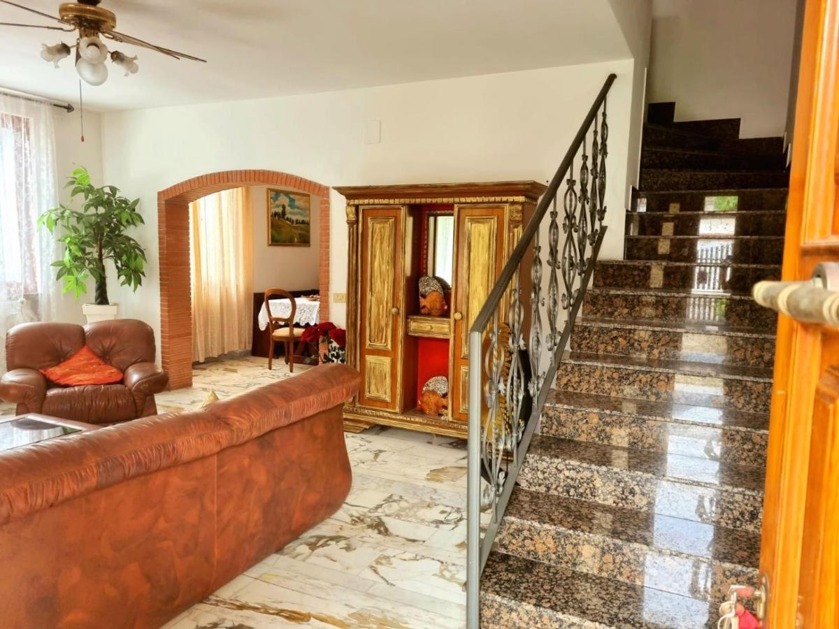 בית הארחה סאן ג'יוליאנו טרמה 	Casa Valentini מראה חיצוני תמונה