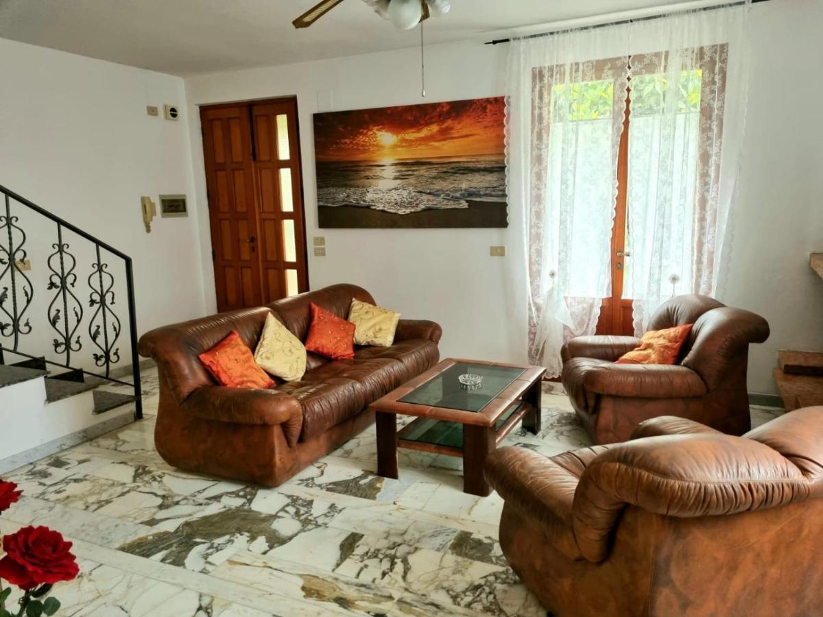 בית הארחה סאן ג'יוליאנו טרמה 	Casa Valentini מראה חיצוני תמונה